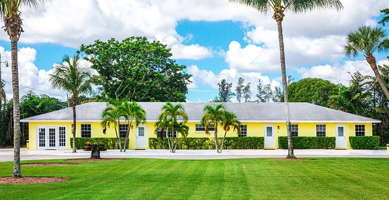 Tour Our Florida Facilities URP Lakeworth Genesis House - Luxury Rehab