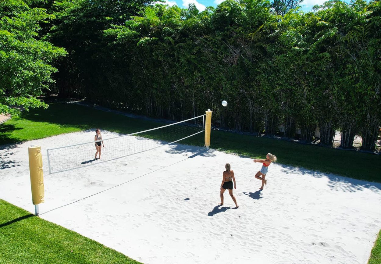 Genesis house United recovery Project, Luxury rehab Playing volleyball