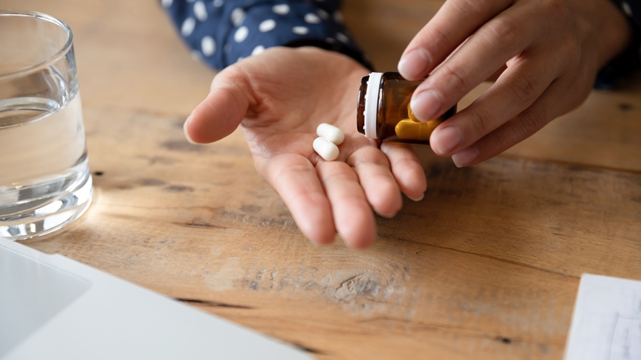 Suboxone vs Methadone: Treating Opioid Use Disorder (OUD)