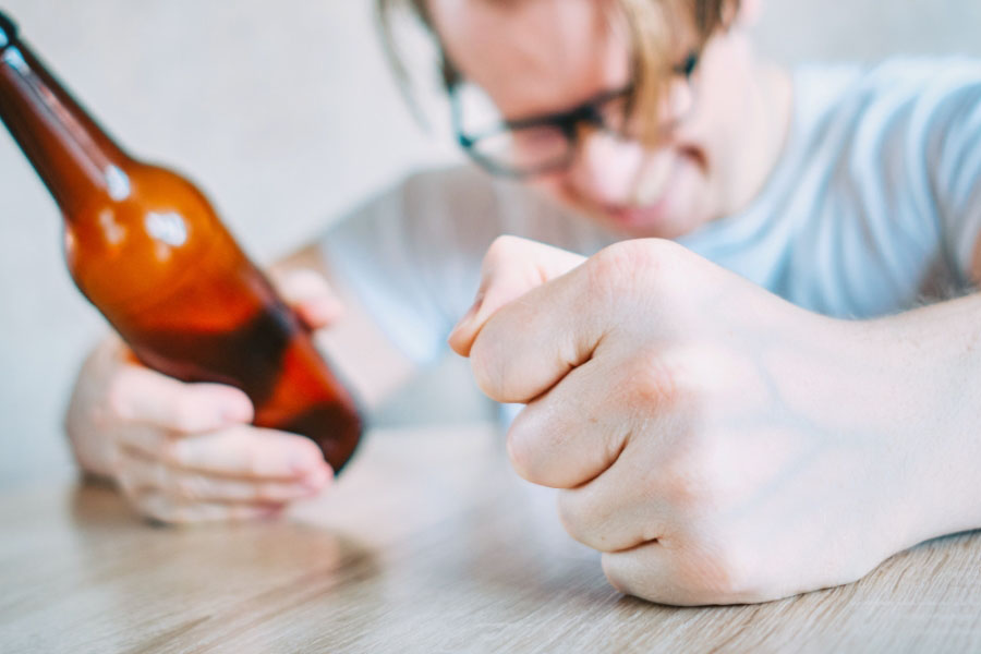 How to Lower Your Alcohol Tolerance Safely
